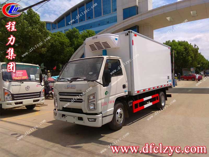 湖北程力江鈴順達(dá)窄體冷藏車（國(guó)六）