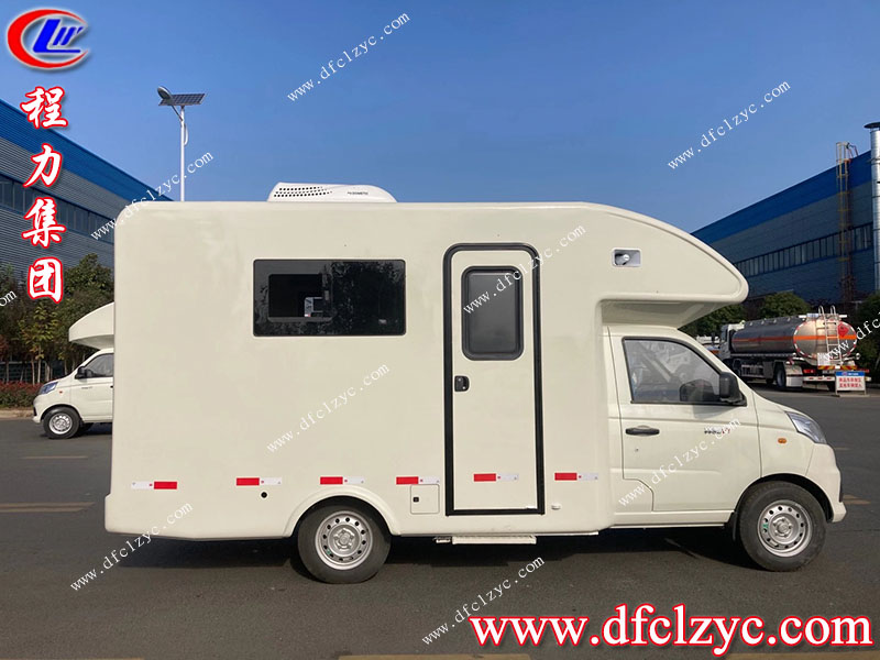 程力集團流動牙科服務(wù)車